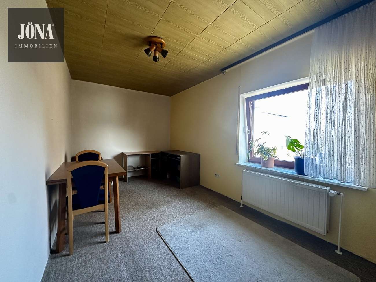 Immobilie in Kulmbach - Einfamilienhaus mit Charme und Entwicklungspotenzial in Katschenreuth - Bild 0