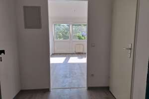 Kaufen, einziehen oder vermieten: Clevere 2-Zimmer-Wohnung mit TG-Stellplatz nahe Hauptbahnhof – Die vollständige Adresse der Immobilie erhältst du vom Anbieter., 76137 Südstadt, Karlsruhe – Vorschaubild 8