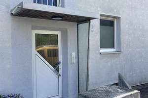 Charmante 2-Zimmer-Wohnung mit großer Dachterrasse in ruhiger Top-Lage von Stuttgart-Weilimdorf – Greutterstraße 22, 70499 Weilimdorf (Ortsteil), Stuttgart – Vorschaubild 2