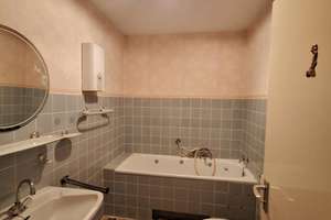 Geräumige 2 Zimmer Wohnung mit Balkon ab sofort oder 01.03.26 – Geschwister-Scholl-Straße 9, 45279 Horst, Essen – Vorschaubild 2