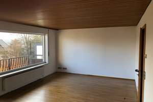 Top modernisierte Maisonettwohnung  mit Garten und überdachter Pergola, Garage und 2 Stellplätzen – Bergstraße 2/2, 71263 Weil der Stadt – Vorschaubild 5