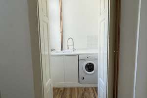 2 Zimmer, mit großer Wohnküche - WG geeignet, Jugendstil Stuckaltbau, in Fußgängerzone, Nahe Zentrum – Eickener Strasse 110, 41063 Eicken, Mönchengladbach – Vorschaubild 3