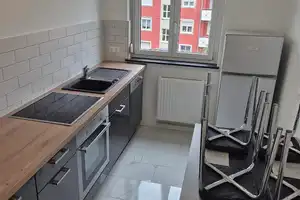 Frisch renovierte, helle 3-Zi-WHG mit Balkon und EBK in Stuttgart Ost – Kniebisstraße 32, 70188 Stuttgart – Vorschaubild 5