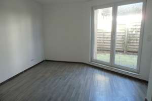 großzügige 4 Zimmer Wohnung mit offenem Küchen-/Wohnbereich und Gartenanteil – Weserstr. 227a, 27572 Wulsdorf, Bremerhaven – Vorschaubild 13