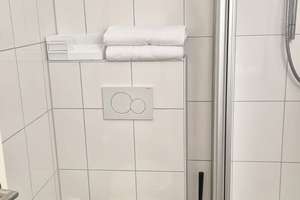 Vollmöbiliert, 1 Zimmer Apartment #002 – Unterrather Straße 34, 40468 Unterrath, Düsseldorf – Vorschaubild 8