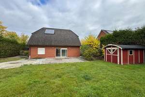 Geräumiges Einfamilienhaus mit 5 Zimmern und Carport in Uelzen – Die vollständige Adresse der Immobilie erhältst du vom Anbieter., 29525 Uelzen – Vorschaubild 10