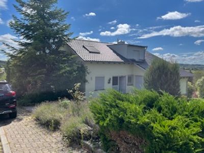 Gepflegtes Ein-/Zweifamilienhaus in Östringen-Tiefenbach in bevorzugter Lage