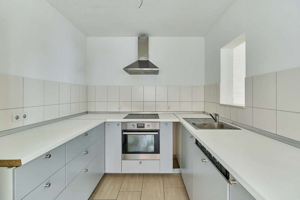 Immobilie in Freckenfeld - 2014 erbautes Einfamilienhaus mit Privatsphäre & zusätzlichem Baugrundstück in zweiter Reihe - Bild 3