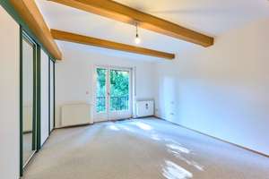 Rarität in Miesbach: Architektenhaus mit Waldfläche & viel Privatsphäre – Die vollständige Adresse der Immobilie erhältst du vom Anbieter., 83714 Miesbach – Vorschaubild 17