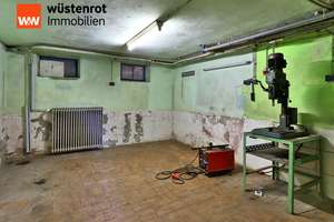 Großzügiges Einfamilienhaus mit dem besonderen Pfiff wartet auf Sie! – Die vollständige Adresse der Immobilie erhältst du vom Anbieter., 91275 Auerbach in der Oberpfalz – Vorschaubild 25