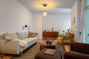 Seltene Gelegenheit: Erdgeschosswohnung mit Terrasse in begehrter Kiezlage – Die vollständige Adresse der Immobilie erhältst du vom Anbieter., 10439 Prenzlauer Berg, Berlin – Vorschaubild 2