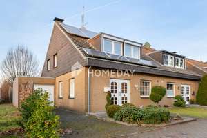 Einziehen & wohlfühlen: Modernisierte DHH mit Garten und Kamin – Die vollständige Adresse der Immobilie erhältst du vom Anbieter., 46286 Dorsten – Vorschaubild 1