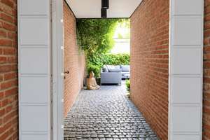 Architekten-Bungalow in Sackgassenendlage am Wald – Wohnen auf einer Ebene mit traumhaftem Garten – Die vollständige Adresse der Immobilie erhältst du vom Anbieter., 48163 Aaseestadt, Münster – Vorschaubild 2