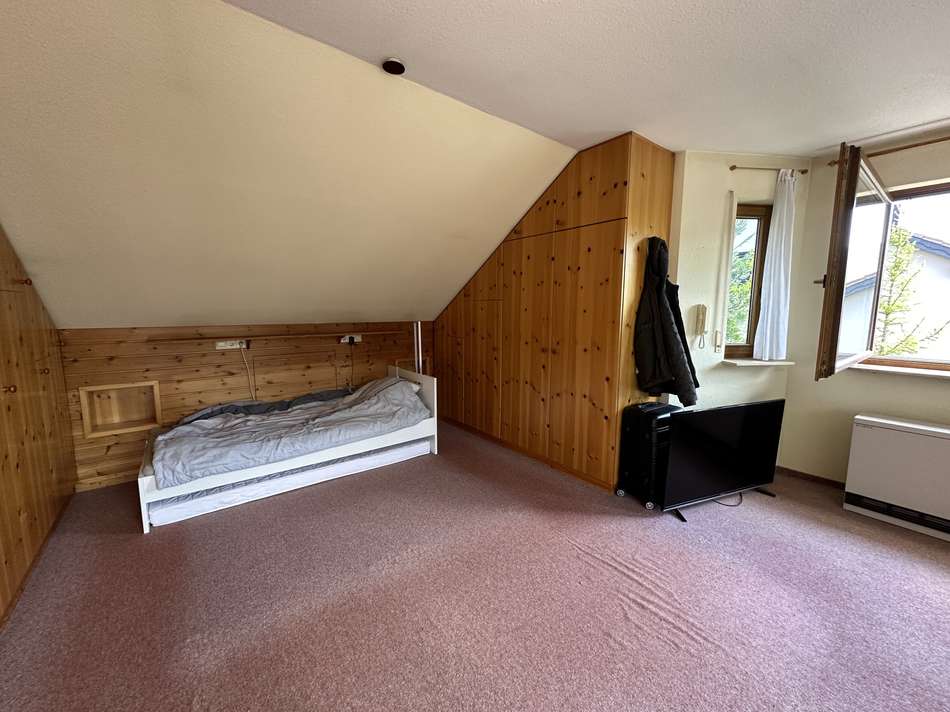 großes Zimmer OG