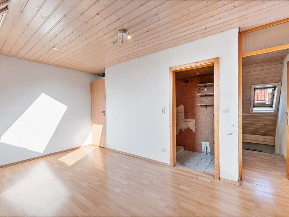 Schlafzimmer und Abstellrau...