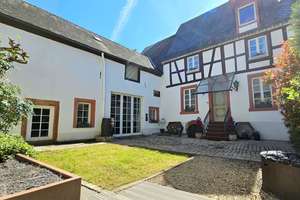 Charmantes, kernsaniertes Fachwerkhaus mit Innenhof, Nebengebäude & Parkmöglichkeiten in Erden – Die vollständige Adresse der Immobilie erhältst du vom Anbieter., 54492 Erden – Vorschaubild 40