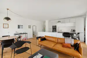 Charmante 3-Zimmer-Terrassenwohnung in Heerdt – Düsseldorf – Vorschaubild 1