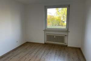 Helle 3 Zimmerwohnung im Hochparterre mit Loggia im beliebten Braunschweiger Stadtteil Watenbüttel! – Die vollständige Adresse der Immobilie erhältst du vom Anbieter., 38112 Lehndorf-Watenbüttel, Braunschweig – Vorschaubild 9