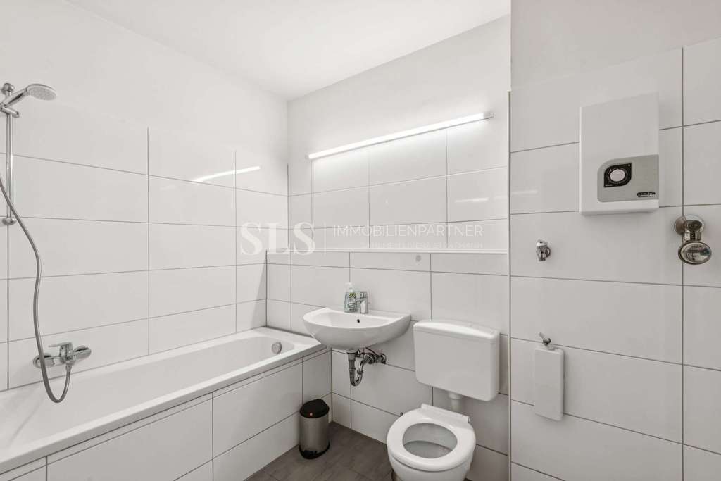 Immobilie in Willich - Großzügiges Wohngefühl im Herzen von Willich – Ihr komfortables 1.-OG-Zuhause mit Balkon - Bild 4