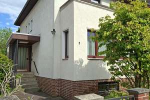 Großzügiges Ein-/Zweifamilienhaus in Hannover-Bothfeld, geeignet auch für Praxis/Büro und Wohnen. – Am Plessenfelde 2, 30659 Bothfeld, Hannover – Vorschaubild 3