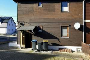 Doppelhaushälfte mit großzügigem Grundstück und Doppelgarage – Damaschkestraße 3, 8209 Auerbach/Vogtland – Vorschaubild 4