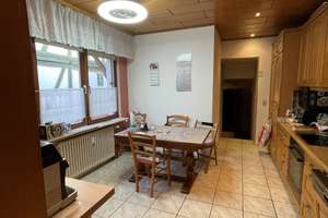 2 Familienhaus in Altenstadt Lindheim + eine dritte Wohnung im Nebengebäude – Die vollständige Adresse der Immobilie erhältst du vom Anbieter., 63674 Altenstadt – Vorschaubild 9