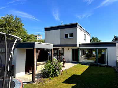 **Modernisiertes Reihenmittelhaus | Großer Garten | Garage | Sackgassenlage**