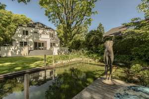 Diskrete Eleganz in Wannsee: Sanierte Walmdachvilla mit Sauna und Schwimmteich auf Sonnengrundstück – Die vollständige Adresse der Immobilie erhältst du vom Anbieter., 14109 Wannsee, Berlin – Vorschaubild 4