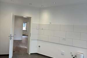 4-Zimmer-Wohnung in Oberhausen Osterfeld-West, komplett saniert und renoviert