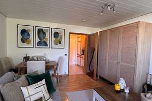 Helle  Einzimmerwohnung mit Balkon  – 70616 Sillenbuch (Ortsteil), Stuttgart – Vorschaubild 2