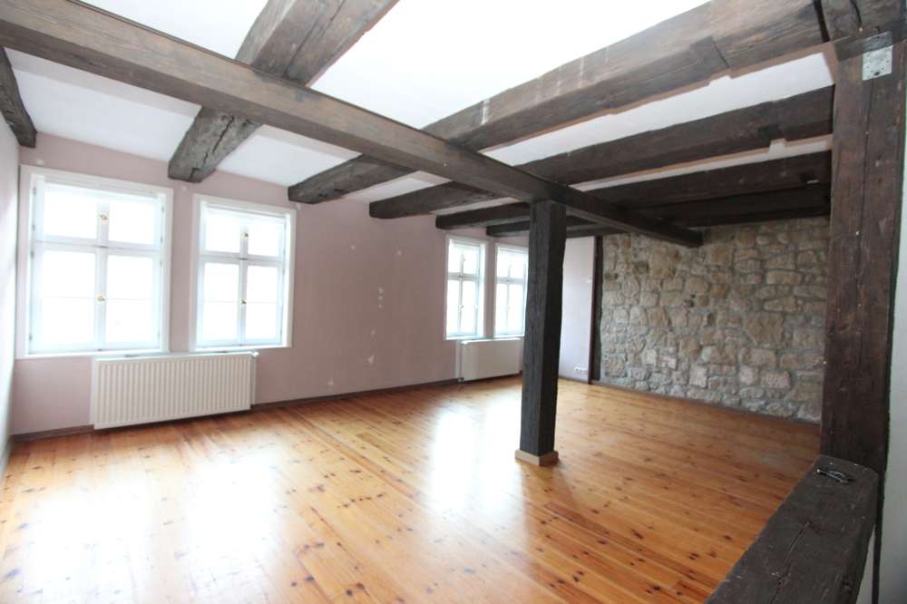 Immobilie in Quedlinburg - A lot of history in Quedlinburg- Fachwerkhaus 319 m²- aufwendig saniert-OG+DG 190 m² selbst nutzen! - Bild 0