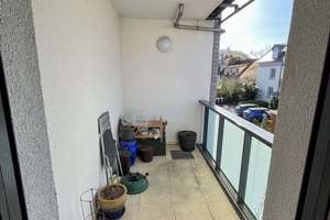 Attraktive 3,5-Zimmer Wohnung mit Balkon im 1. OG in Karlsruhe-Durlach mit Blick auf Turmberg – Die vollständige Adresse der Immobilie erhältst du vom Anbieter., 76227 Durlach, Karlsruhe – Vorschaubild 7