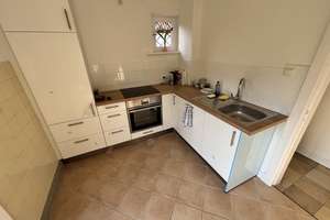 Modernisiertes Einfamilienhaus in Hamburg-Sülldorf. Für FÜAKBW, DESY, AIRBUS, Expats. Befristet.  – Suelldorfer Kirchenweg 123, 22589 Sülldorf, Hamburg – Vorschaubild 3