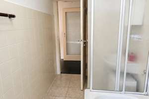 Charmantes Appartement mit Süd-Balkon und großzügiger Wohnküche – Karl-Schmolz-Str. 2, 80997 Allach, München – Vorschaubild 7