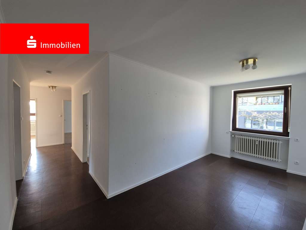Immobilie in Oberursel - 5 Zimmer Stadtwohnung mit Loggia und Aufzug - Bild 0