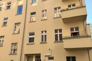 Frisch renovierte Altbauwohnung mit Balkon und neuer Einbauküche – Die vollständige Adresse der Immobilie erhältst du vom Anbieter., 13583 Falkenhagener Feld, Berlin – Vorschaubild 9