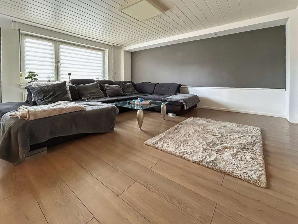 Immobilie in Neukirchen-Vluyn - Voll vermietetes 6-Familienhaus in Neukirchen-Vluyn (Vluyn) - Bild 3