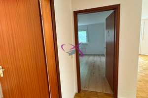Frisch renovierte 2,5-Zimmer mit Terrasse und Garagenstellplatz direkt an der Steinlach – Die vollständige Adresse der Immobilie erhältst du vom Anbieter., 72072 Südstadt, Tübingen – Vorschaubild 13