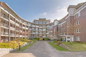 Komfortables Penthouse in ruhiger Lage mit Aufzug und Tiefgaragenplatz – Die vollständige Adresse der Immobilie erhältst du vom Anbieter., 22529 Lokstedt, Hamburg – Vorschaubild 14
