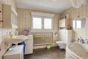 Neuwied nahe Bonn – Voll vermietetes Mehrfamilienhaus in guter Wohnlage – Die vollständige Adresse der Immobilie erhältst du vom Anbieter., 53173 Alt-Godesberg, Bonn – Vorschaubild 36