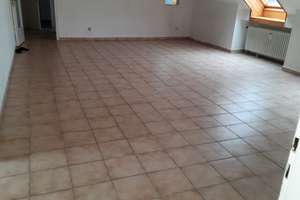 ruhige Wohnung mit 5 Zimmern in Wattenscheid, 4.OG, KDB, großes Wohn-Esszimmer und 4 Schlafzimmer