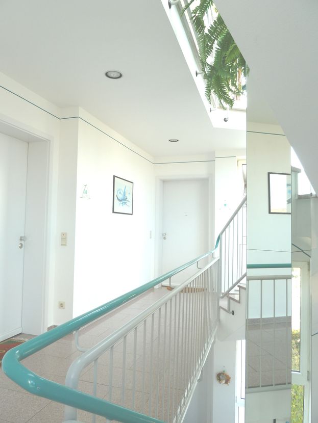 Gut geschnittene 4-Zimmerwohnung.. V-E-R-K-A-U-F-T.. image 2