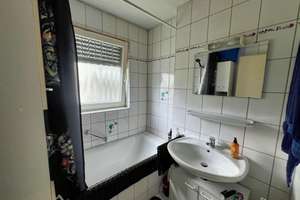 Prima Lage,  kleiner Balkon, sehr helle Räume und ein TG-Stellplatz – Die vollständige Adresse der Immobilie erhältst du vom Anbieter., 70597 Degerloch (Ortsteil), Stuttgart – Vorschaubild 6