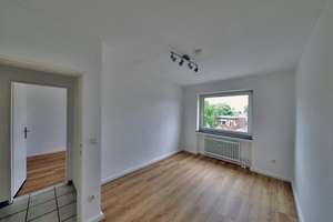 Immobilien Richter: sanierte 4 Zimmer Wohnung mit Balkon in Mönchengladbach  – Die vollständige Adresse der Immobilie erhältst du vom Anbieter., 41179 Rheindahlen-Mitte, Mönchengladbach – Vorschaubild 7