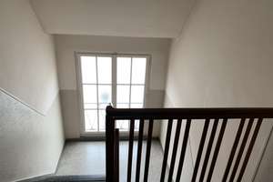 helle Dachgeschosswohnung mit Südbalkon und Blick ins Grüne an ruhigen Mieter mittleren Alters – Die vollständige Adresse der Immobilie erhältst du vom Anbieter., 52066 Burtscheider Abtei, Aachen – Vorschaubild 5