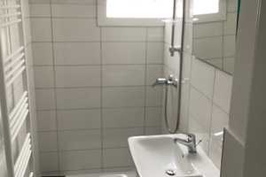 2-Raum Dachgeschosswohnung frei! – Belmer Str. 57, 49084 Osnabrück – Vorschaubild 1