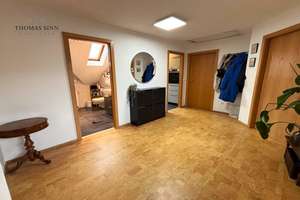 Schöne 3 Zimmer DG-Wohnung in ruhiger zweiter Baureihe – Die vollständige Adresse der Immobilie erhältst du vom Anbieter., 74076 Heilbronn, Heilbronn – Vorschaubild 3