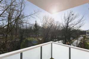  “Luxuriöse 115-m²-Designerwohnung am Mühlbach in den Isargärten-Wasserspiele – Maria-Einsiedel-Str. 13, 81379 Thalkirchen, München – Vorschaubild 12