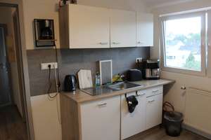 Geräumige 3ZKB Dachgeschosswohnung inkl. Einbauküche und Gartenmitbenutzung – Scheidter Straße 82, 66125 Dudweiler (Ortsteil), Saarbrücken – Vorschaubild 11