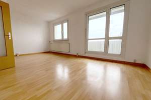 Ruhig gelegene Familienwohnung mit Balkon! – Hamelner Straße 21, 6126 Westliche Neustadt, Halle (Saale) – Vorschaubild 1